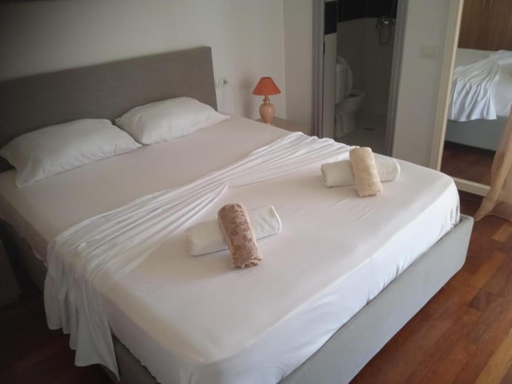 Vila N Dervishi Vlorë Exterior foto